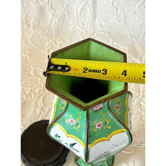 Decorative Chinese Canton Enamel Vase And Wooden Base - Picture 6 of 10